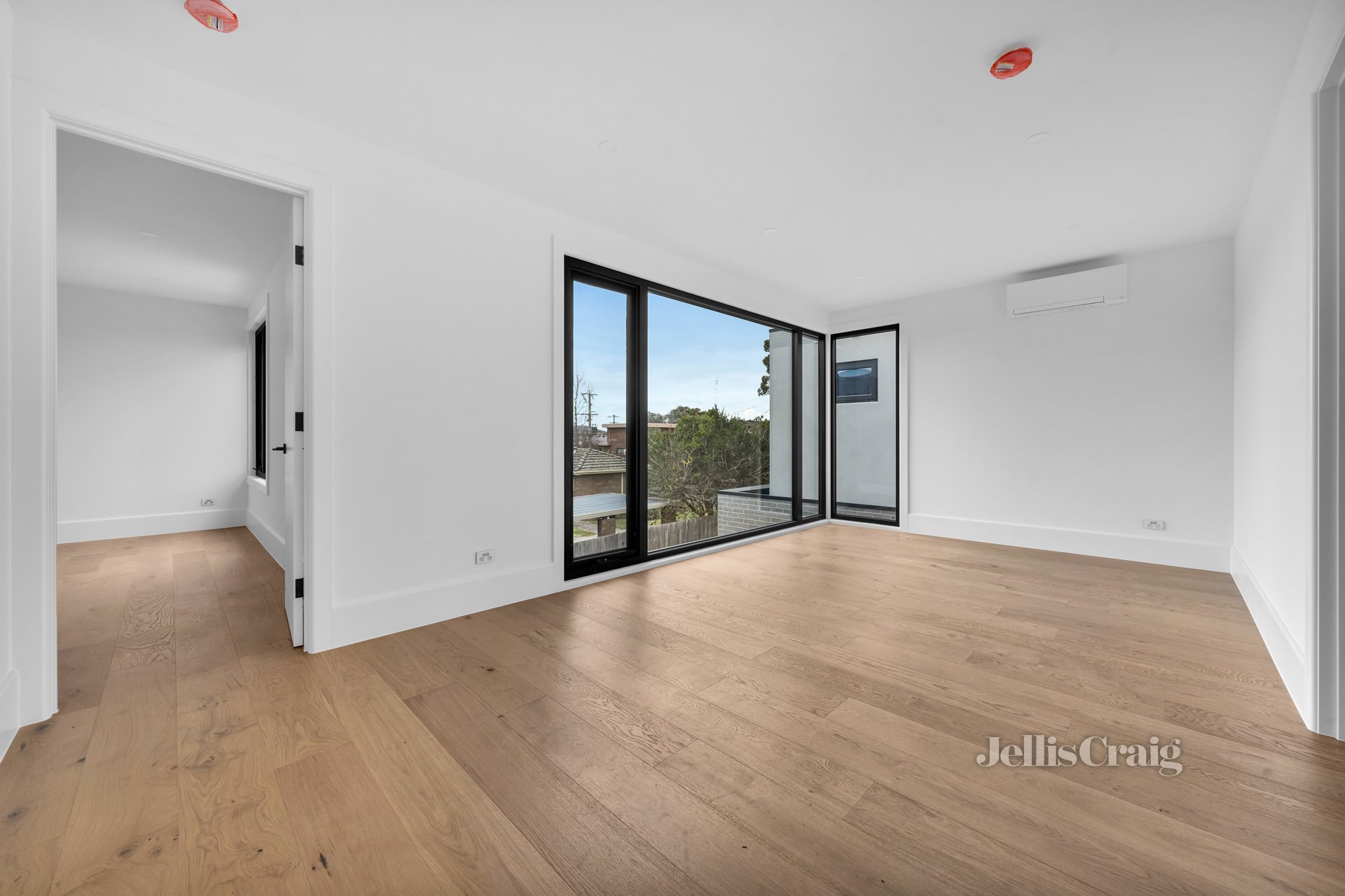 2/24 Blue Hills Avenue, Mount Waverley image 4
