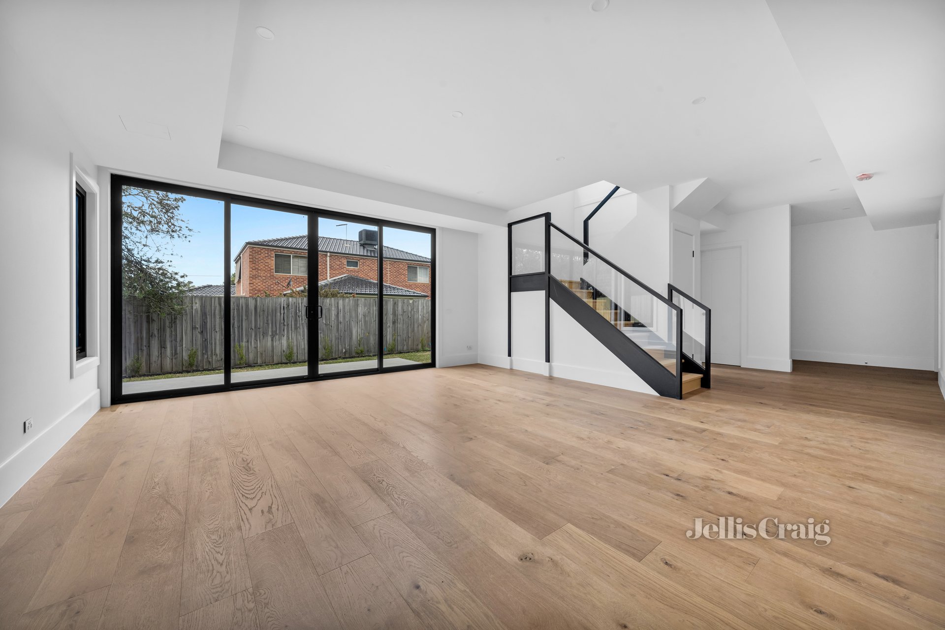 2/24 Blue Hills Avenue, Mount Waverley image 3