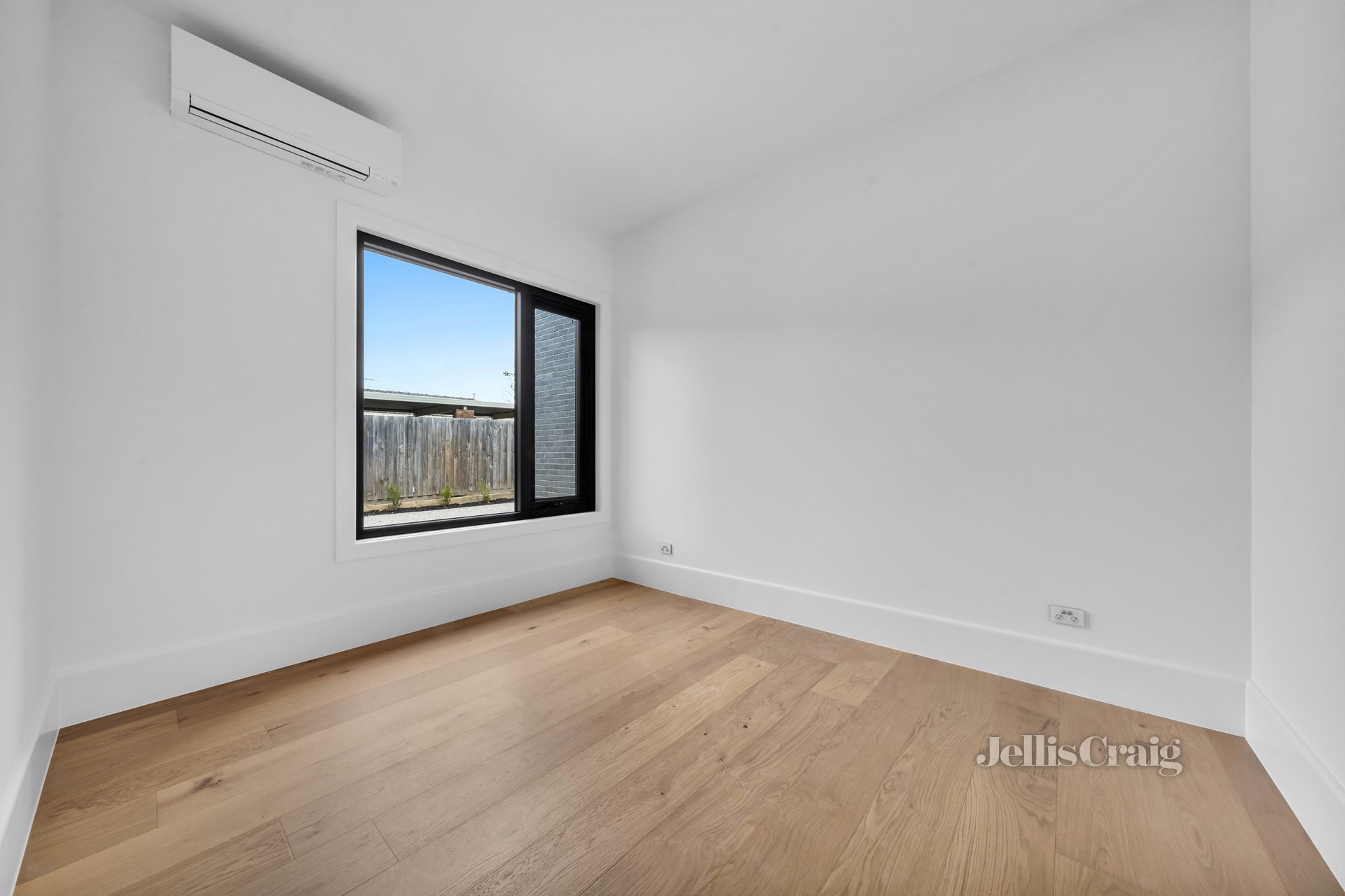 2/24 Blue Hills Avenue, Mount Waverley image 5