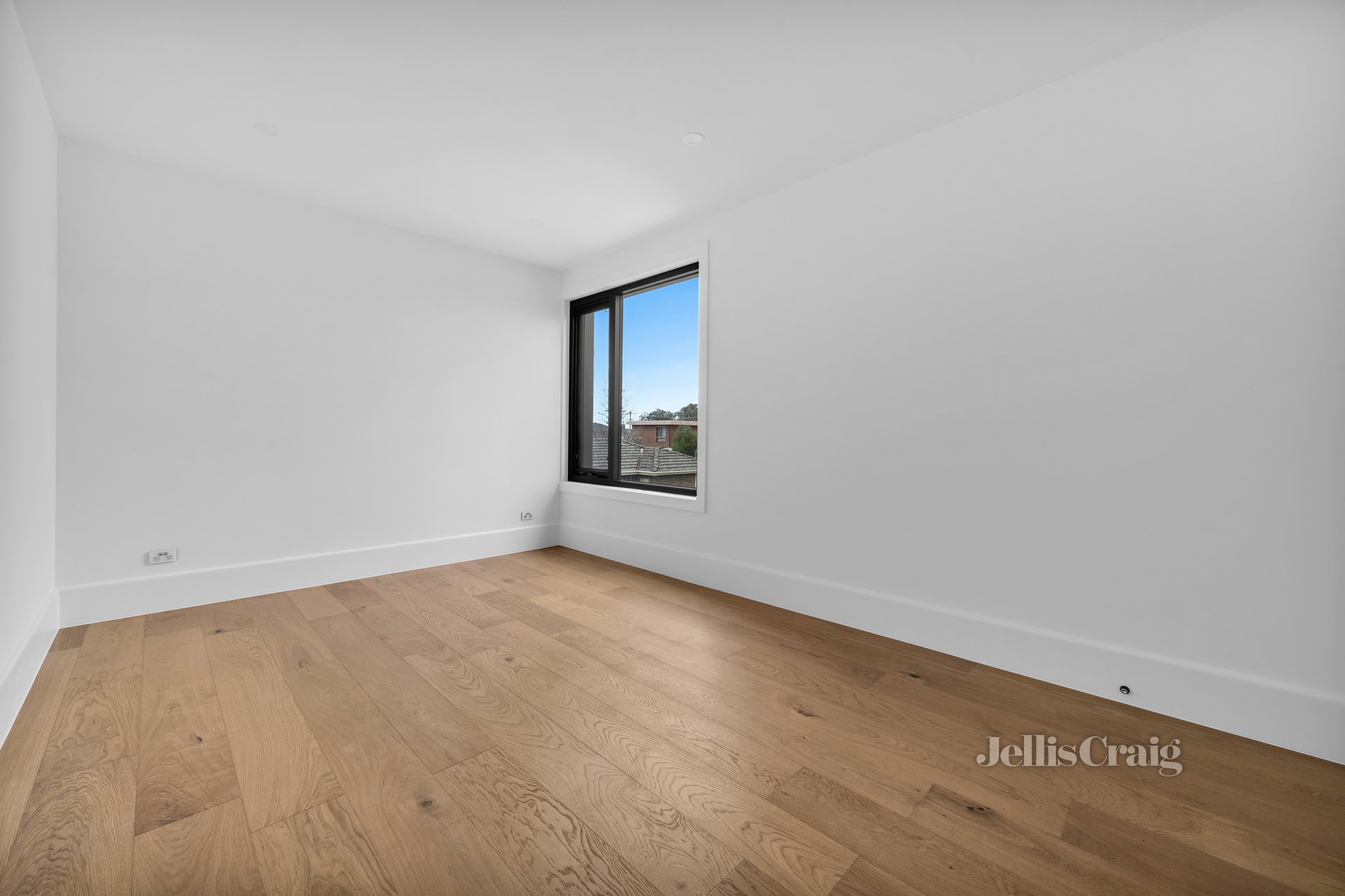 2/24 Blue Hills Avenue, Mount Waverley image 6