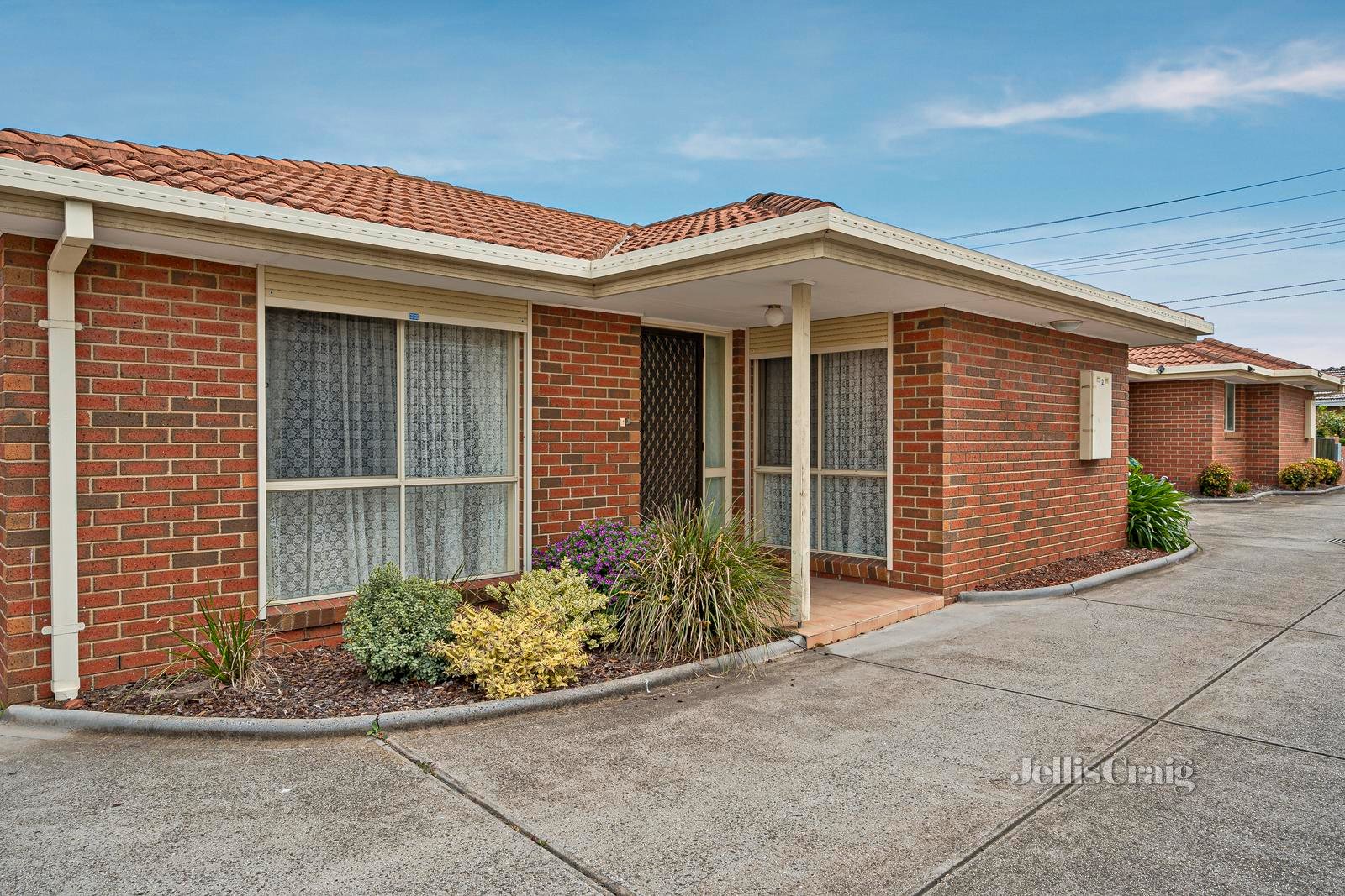 2/24 Bordeaux Street, Avondale Heights image 1