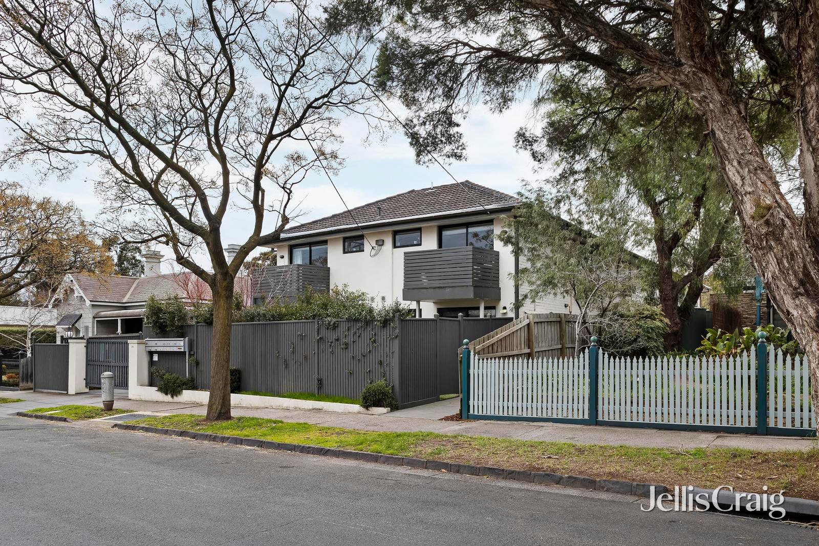 2/24 Como Street, Alphington image 2