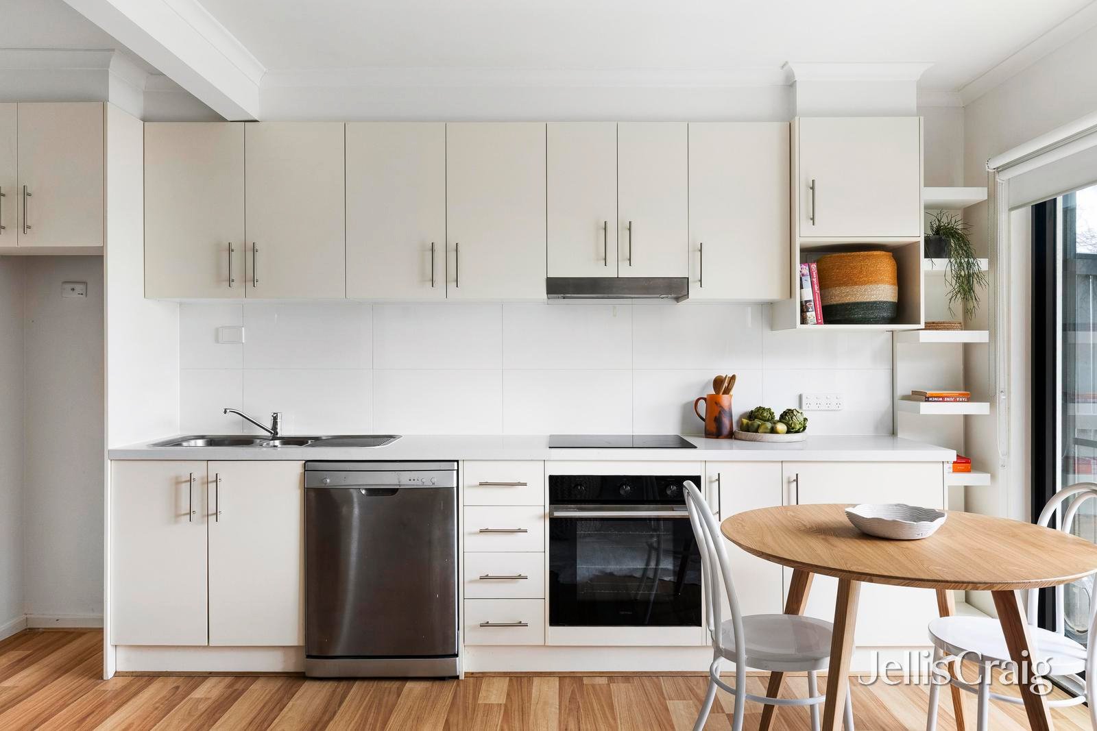 2/24 Como Street, Alphington image 5