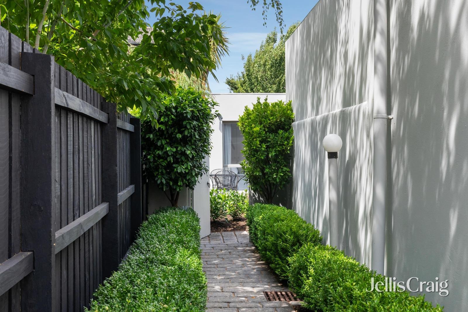 2/24 Disraeli Street, Kew image 9