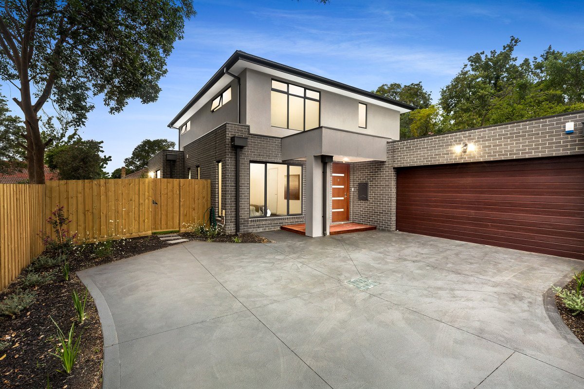 2/24 Lincoln Avenue, Mont Albert North image 1