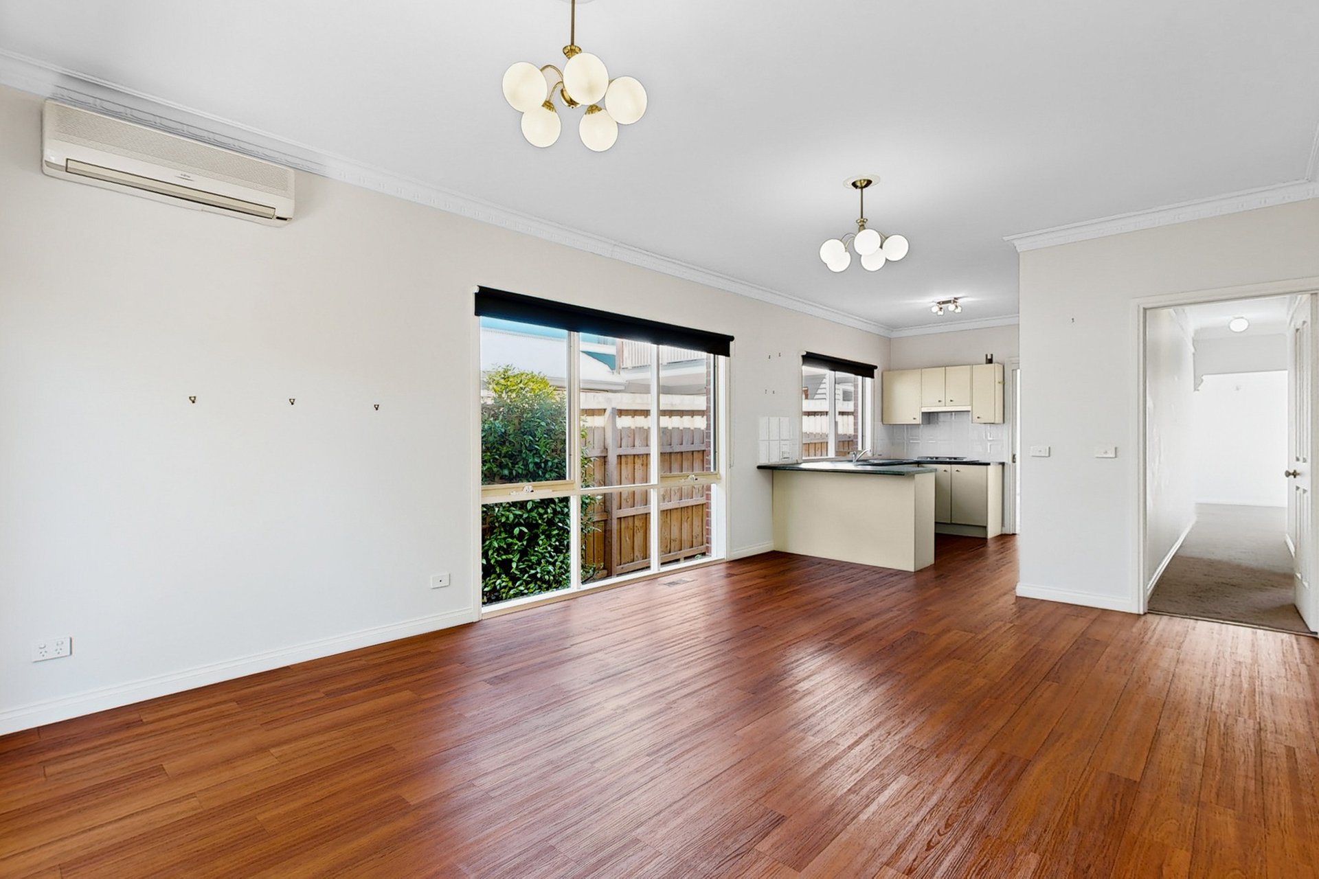 2/24 Moore Street, Box&nbsp;Hill&nbsp;South image 1