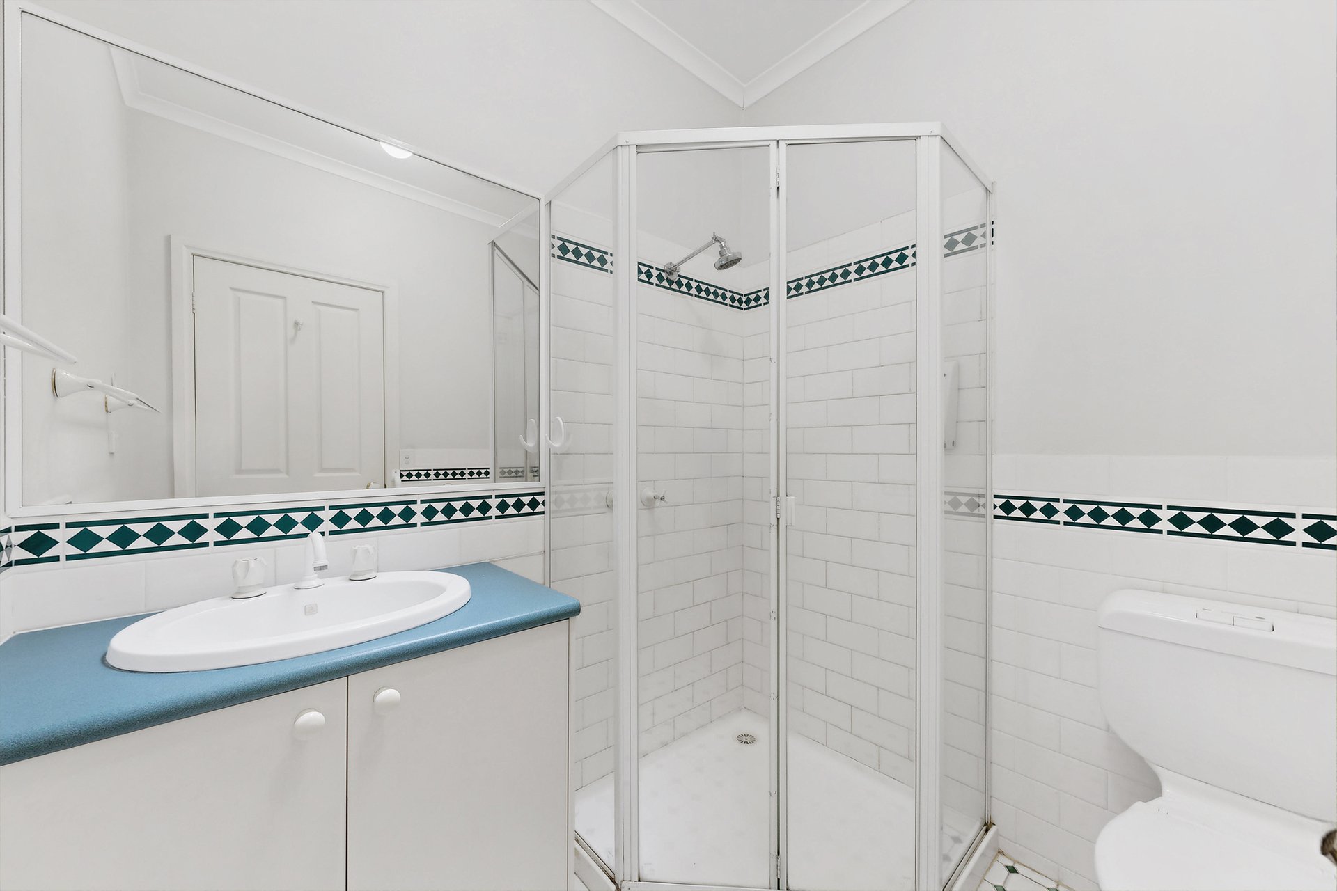 2/24 Moore Street, Box&nbsp;Hill&nbsp;South image 9