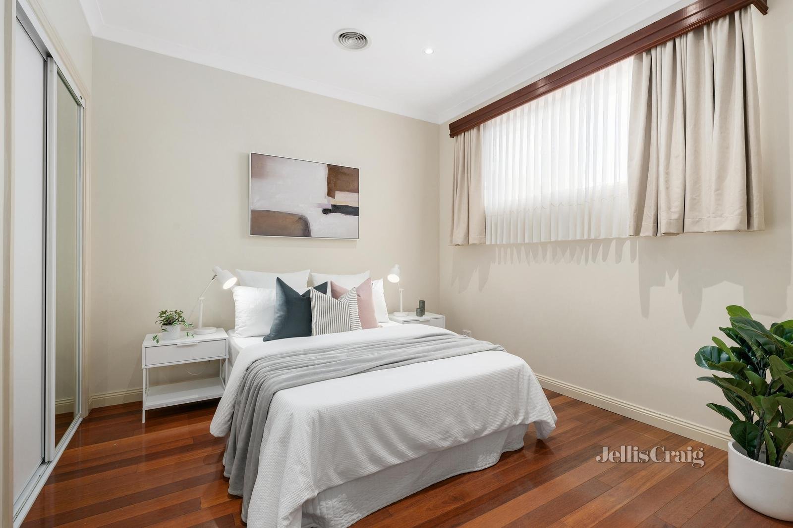 2/24 Roberts Street, Glen Waverley image 11
