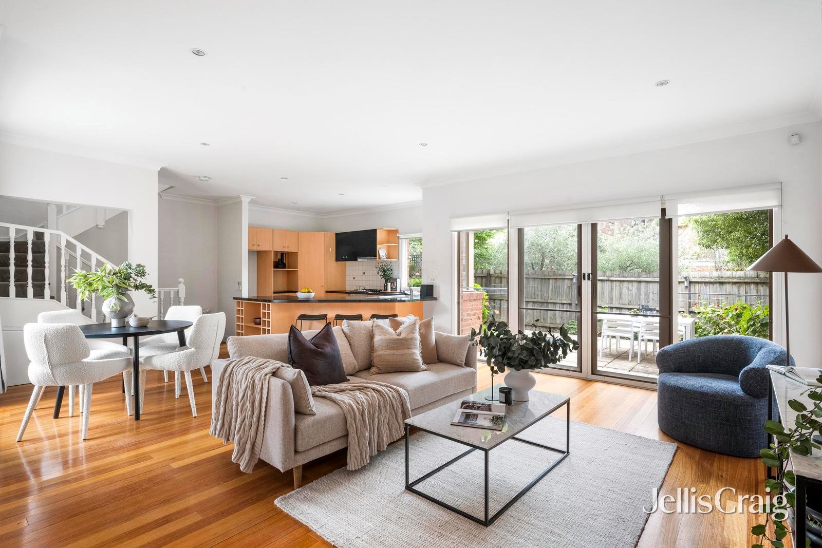 2/24 Woodlands Avenue, Kew East image 3