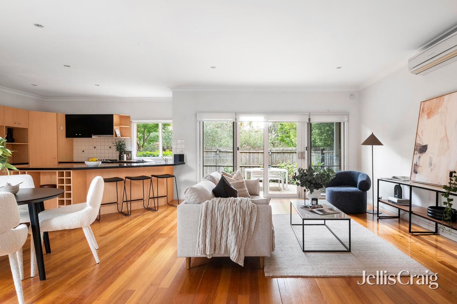 2/24 Woodlands Avenue, Kew East image 5