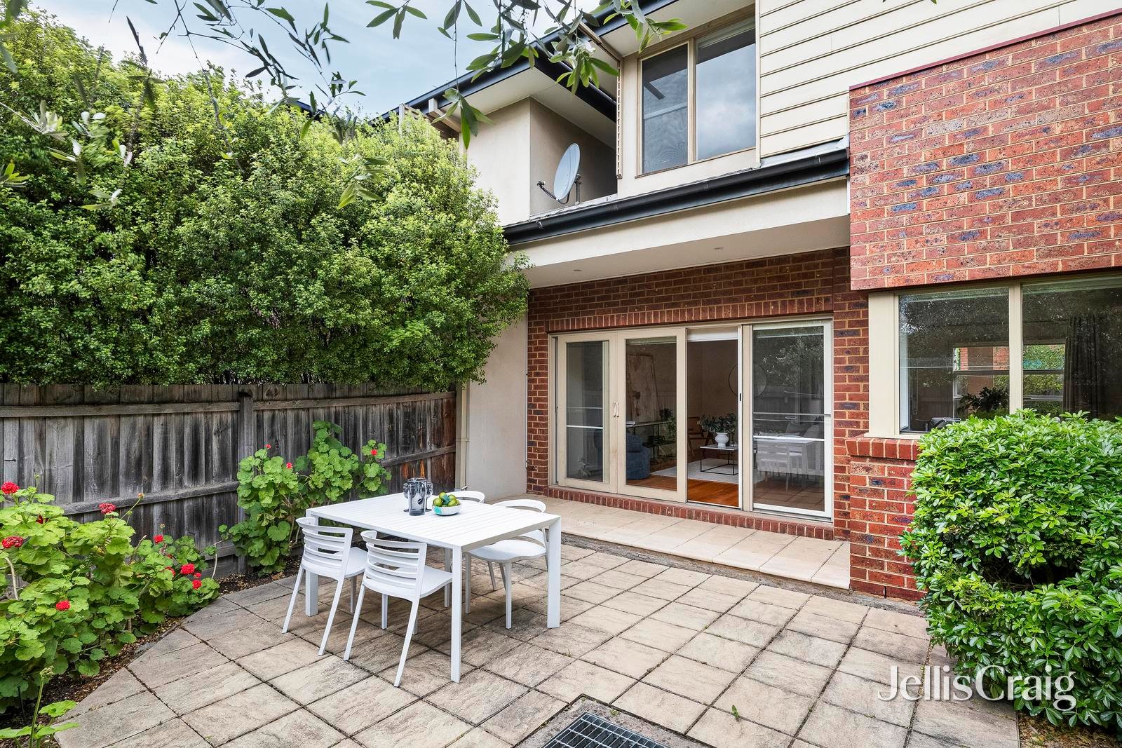 2/24 Woodlands Avenue, Kew East image 10