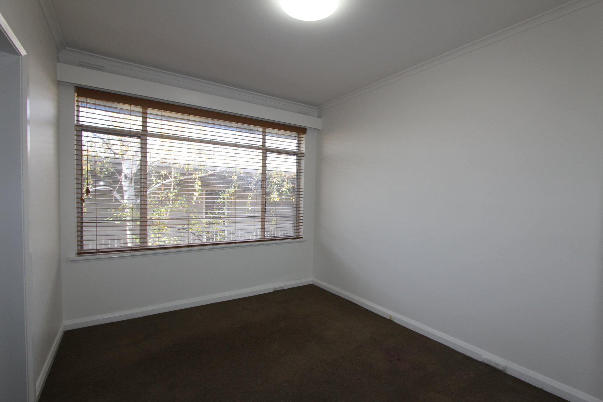 Property Gallery Thumbnail 2