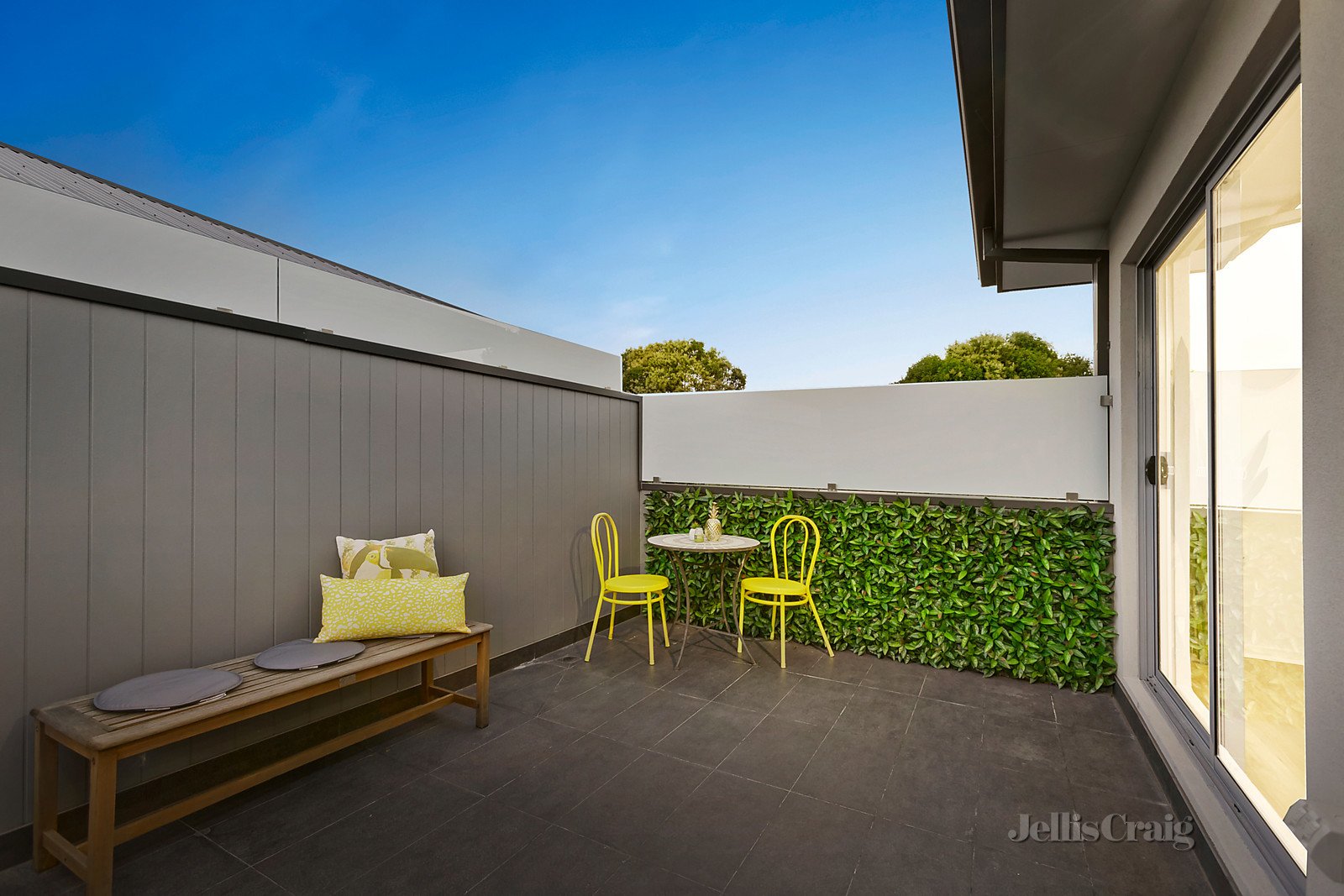 2/241 Heidelberg Road, Northcote image 6