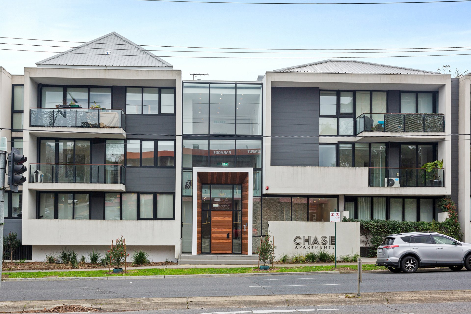 224/251 Canterbury Road, Forest Hill image 1