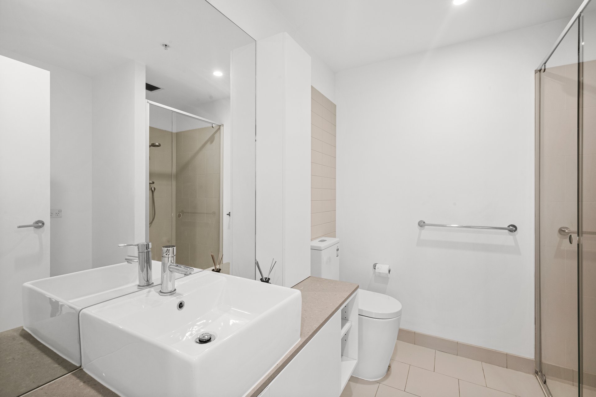 224/251 Canterbury Road, Forest Hill image 6