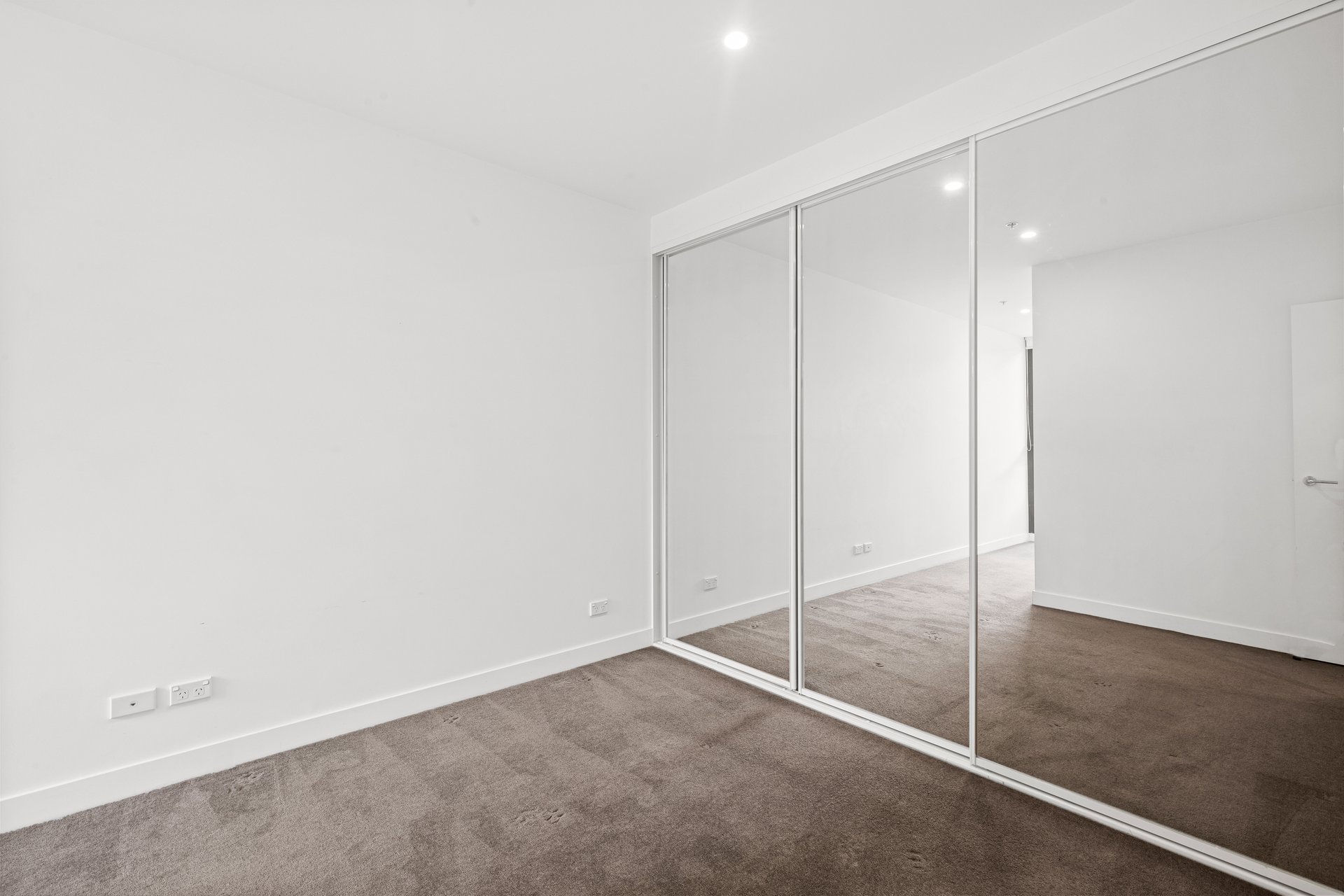 224/251 Canterbury Road, Forest Hill image 9