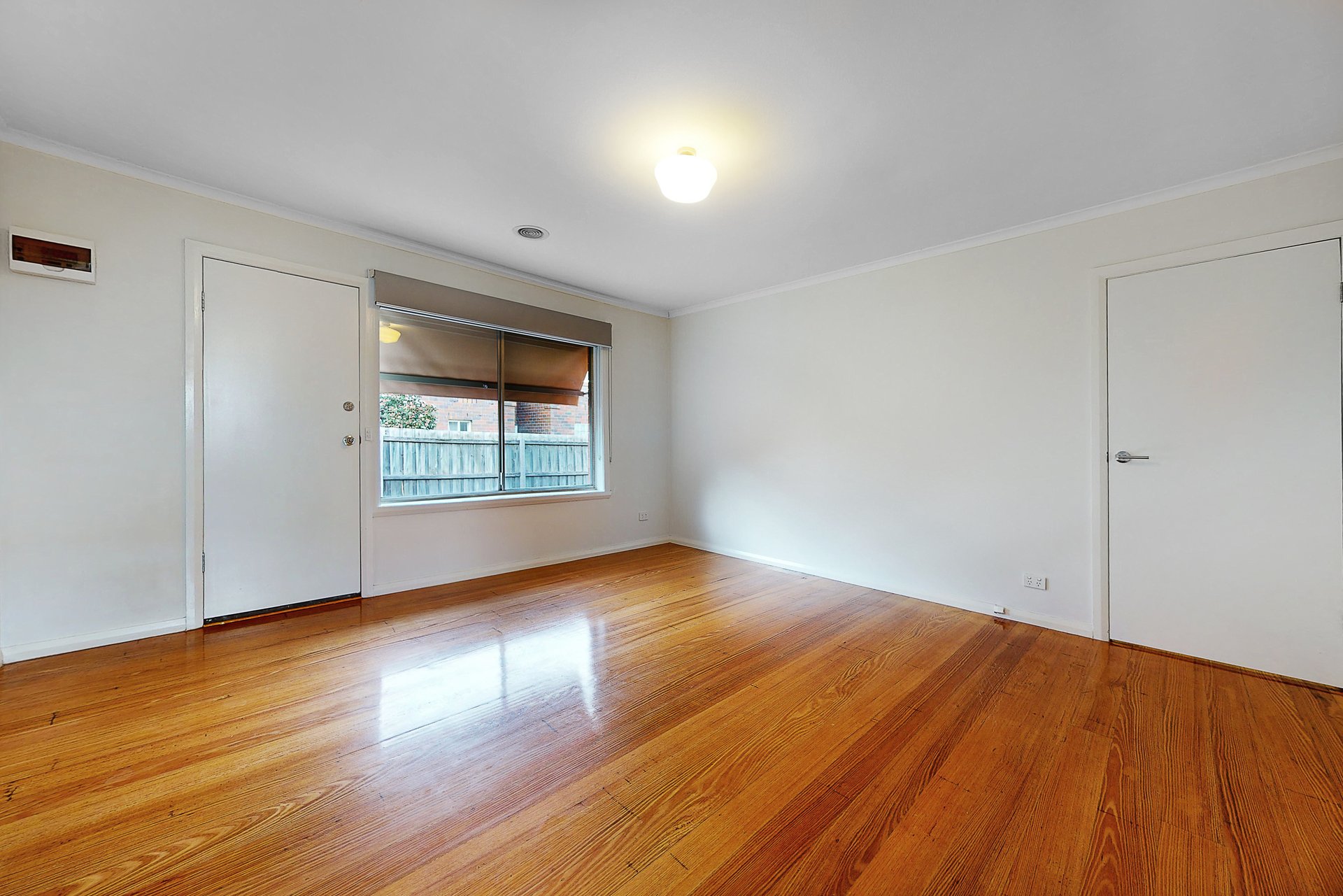 2/243 Keilor Road, Essendon image 5