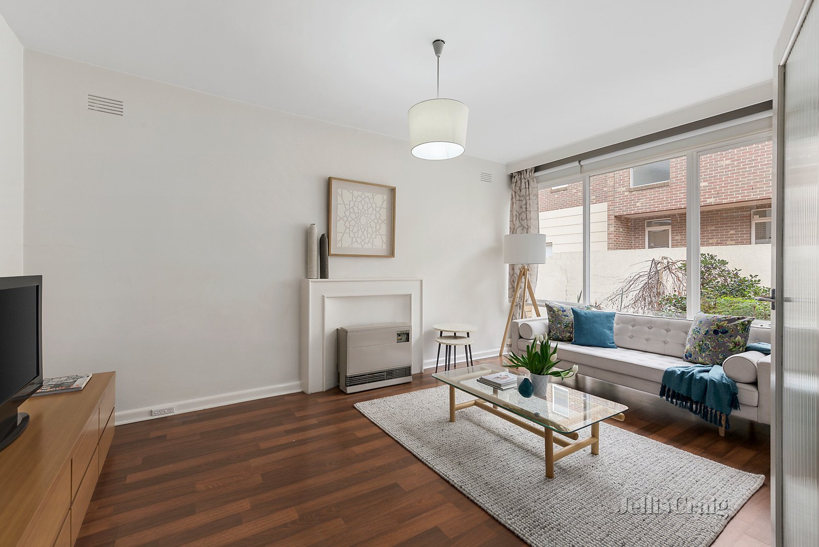 2/243 Riversdale Road, Hawthorn East image 2