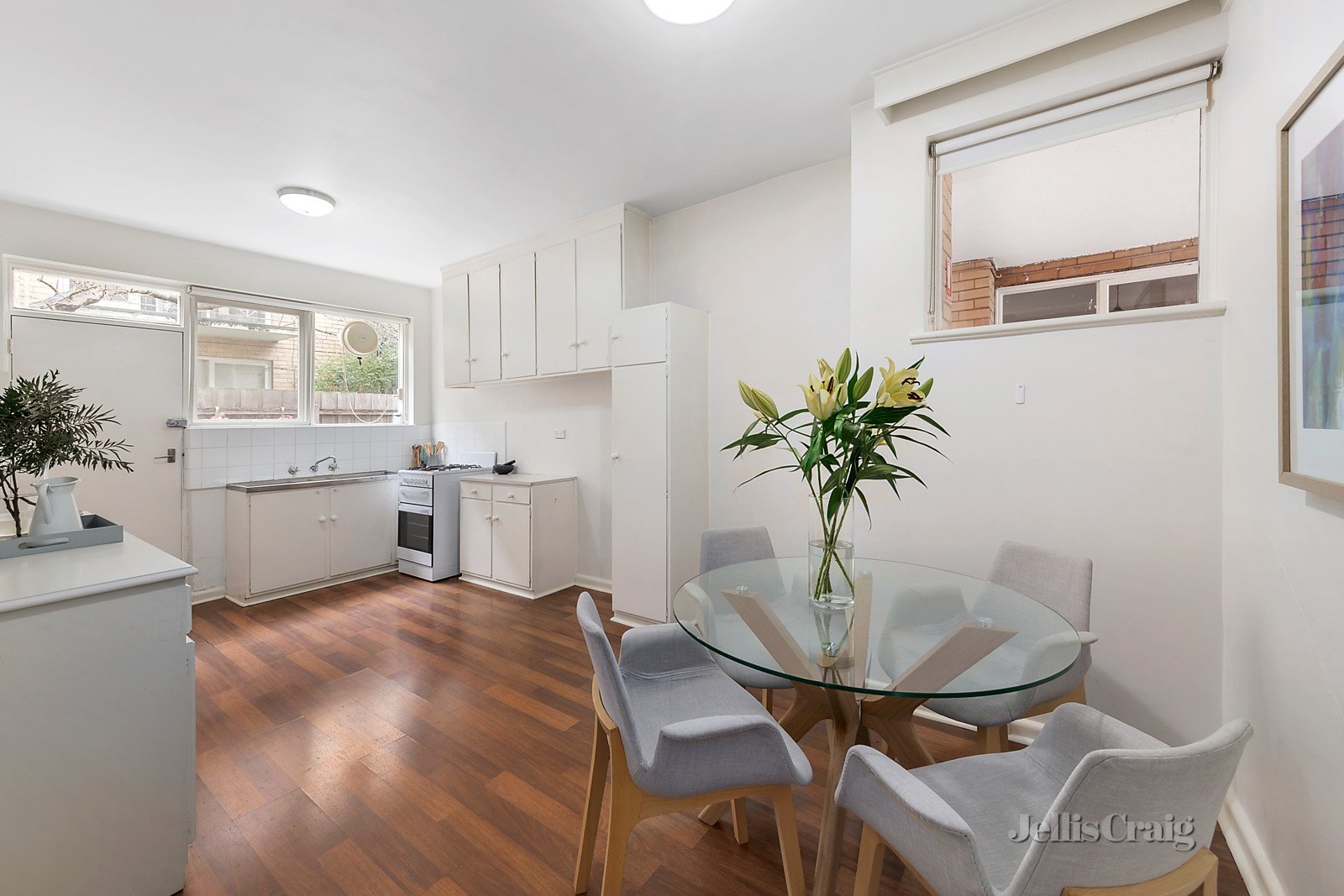 2/243 Riversdale Road, Hawthorn East image 3