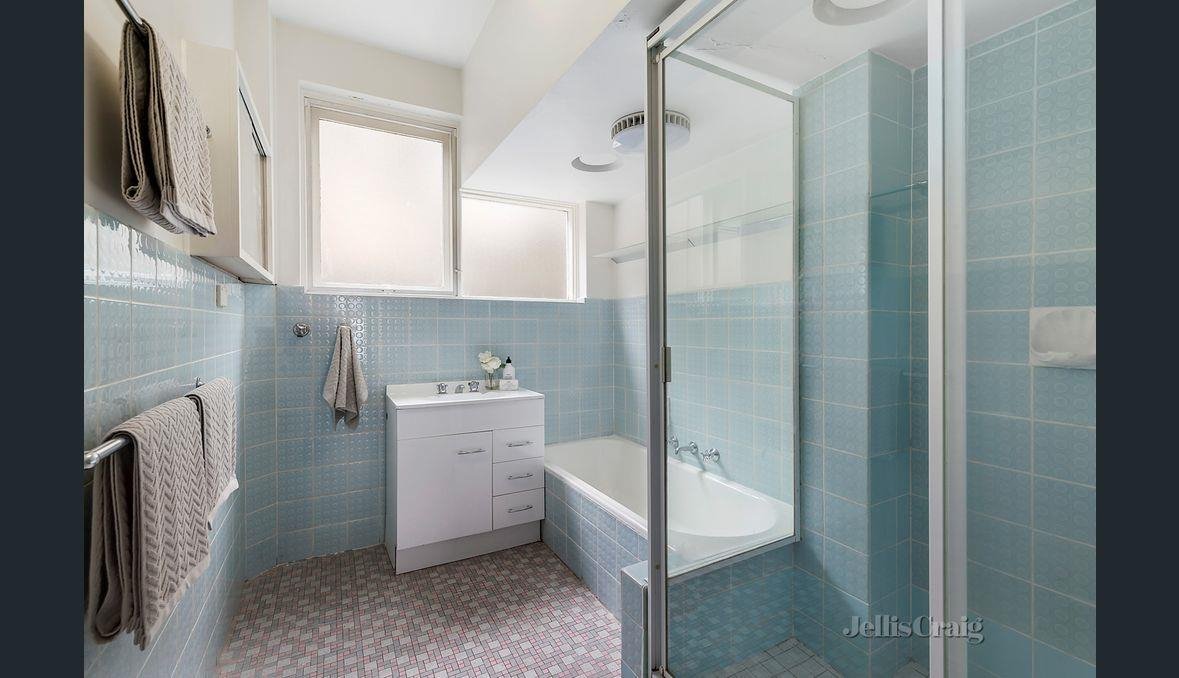 2/243 Riversdale Road, Hawthorn&nbsp;East image 4