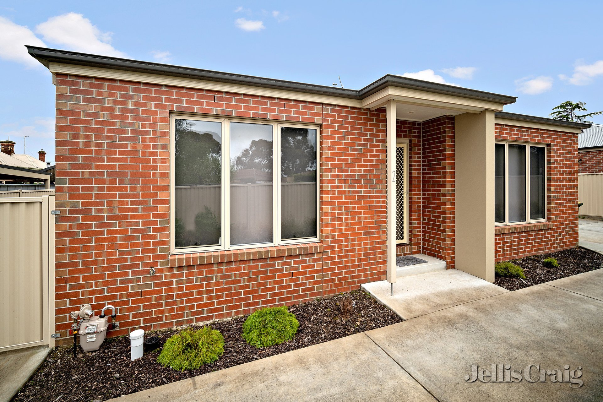 2/244 Humffray Street North, Brown Hill image 1