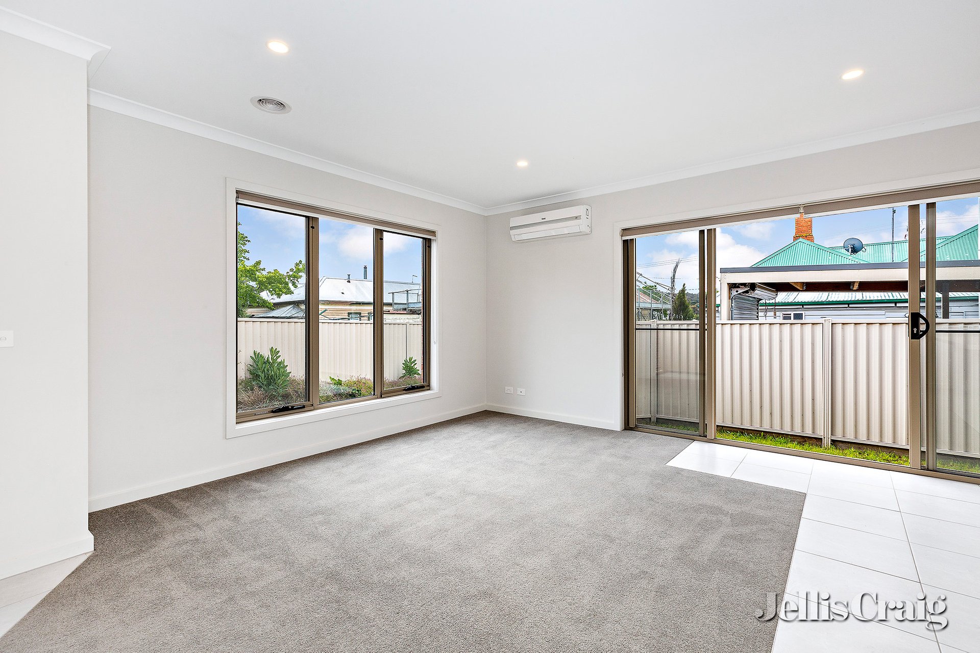 2/244 Humffray Street North, Brown Hill image 2