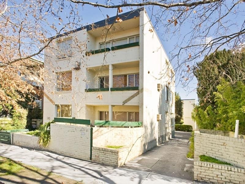 2/245 Williams Road, South Yarra image 1
