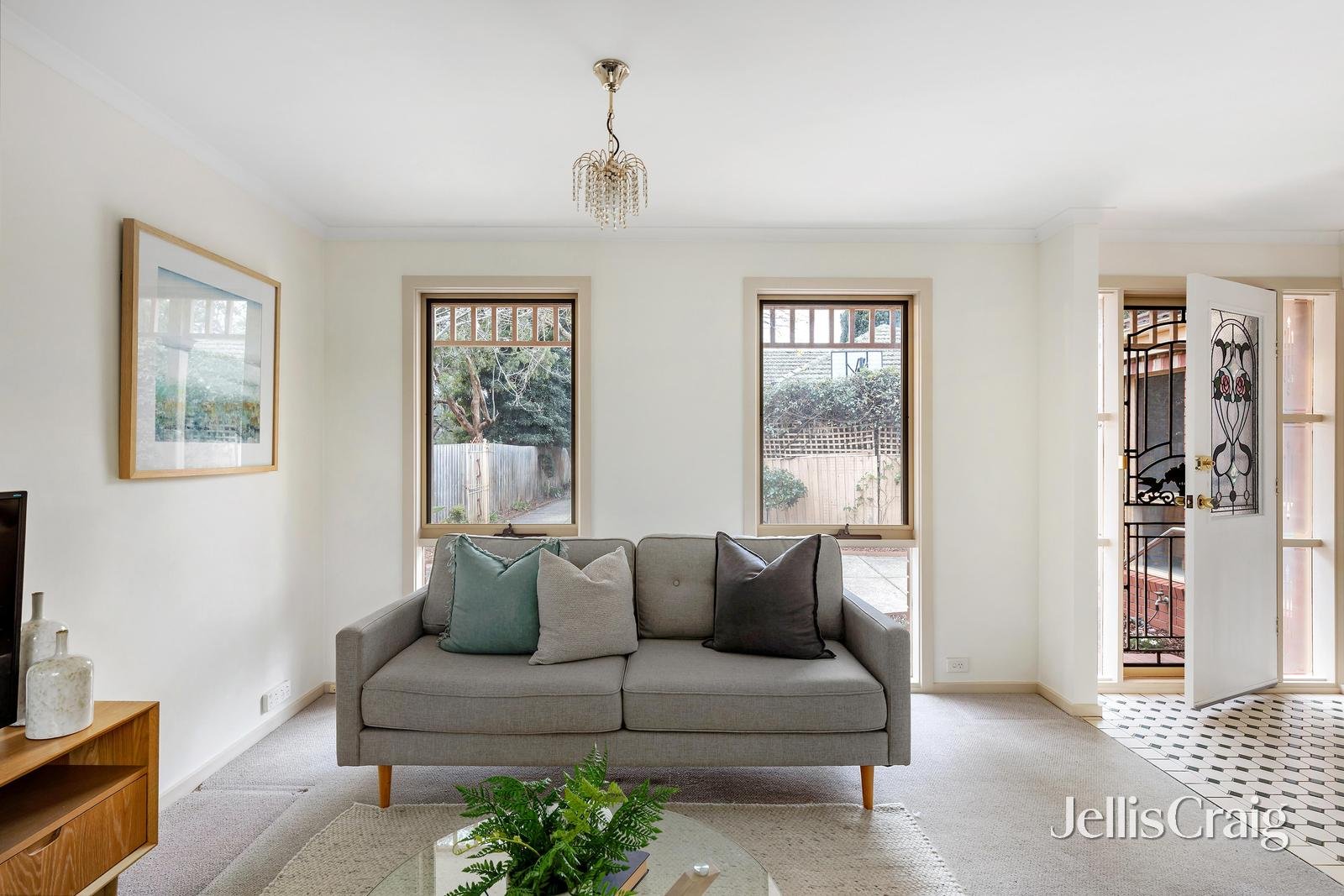 2/24A Rattray Road, Montmorency image 4