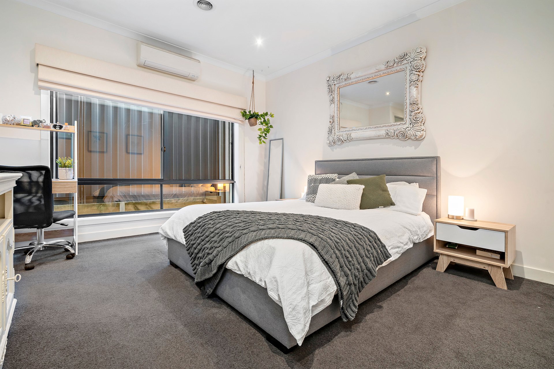 Property Gallery Thumbnail 11