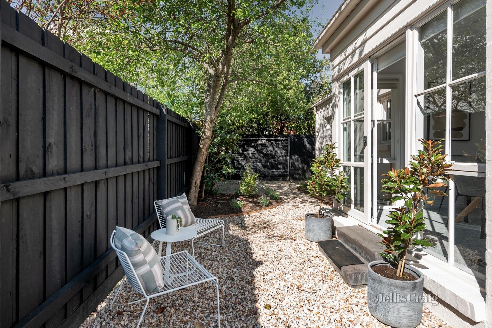 2/25 Albury Road, Balwyn North image 8