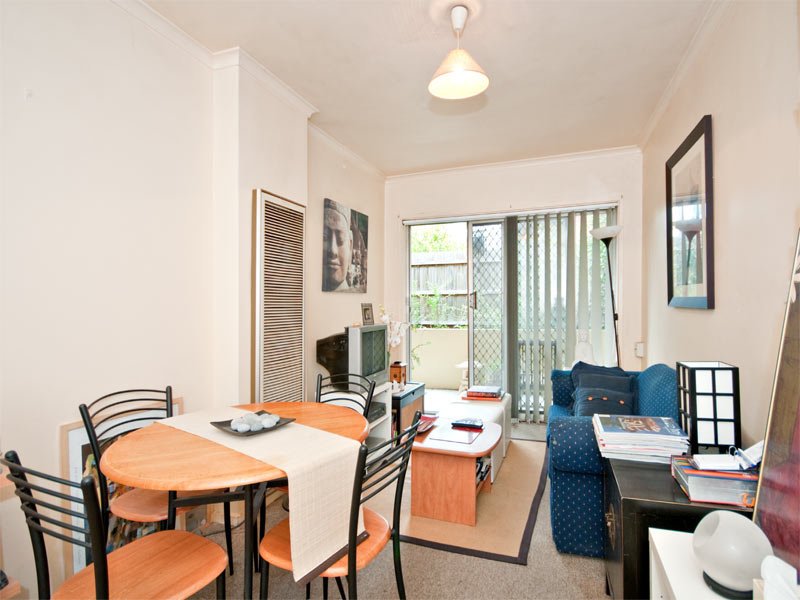 2/25 Ashted Road, Box Hill image 5