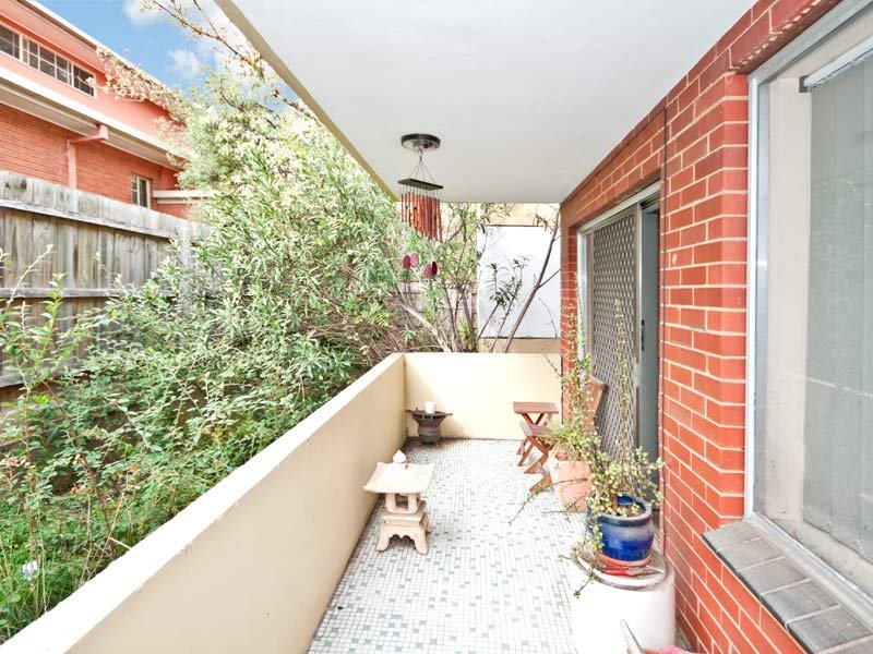 2/25 Ashted Road, Box Hill image 6