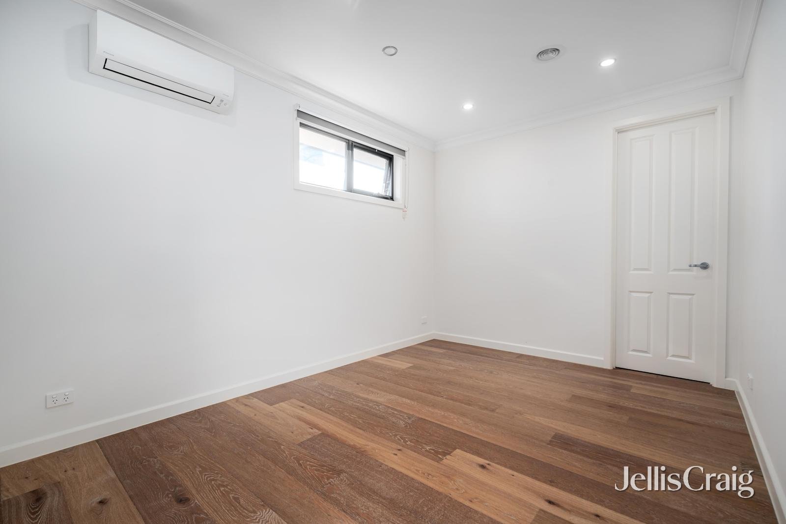2/25 Bizley Street, Mount Waverley image 7