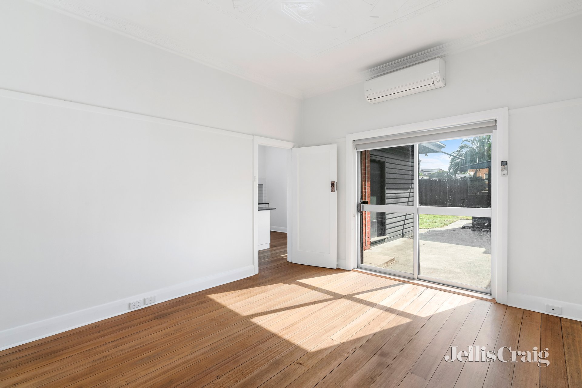 225 Gilbert Road, Preston image 3