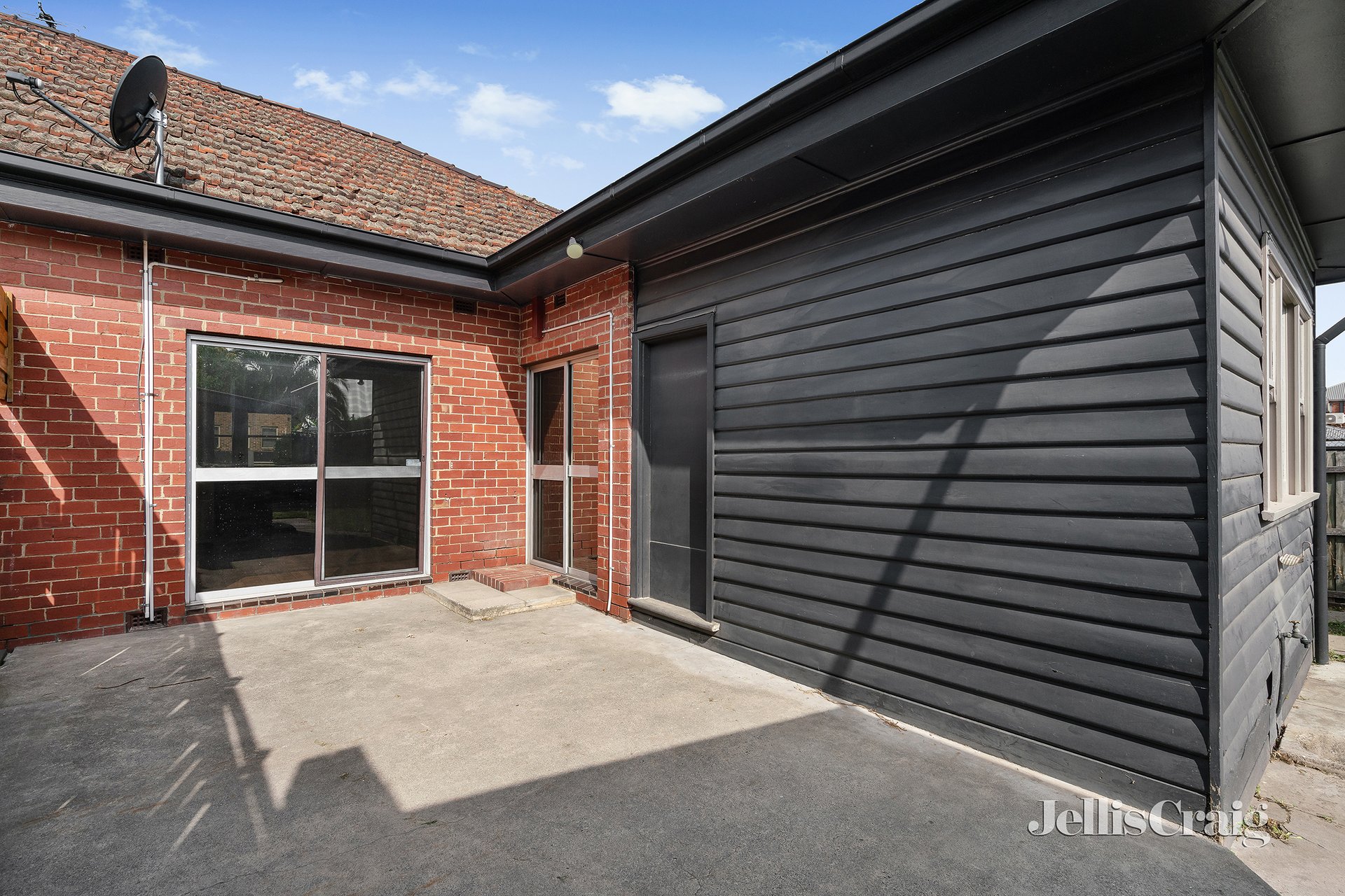 225 Gilbert Road, Preston image 9