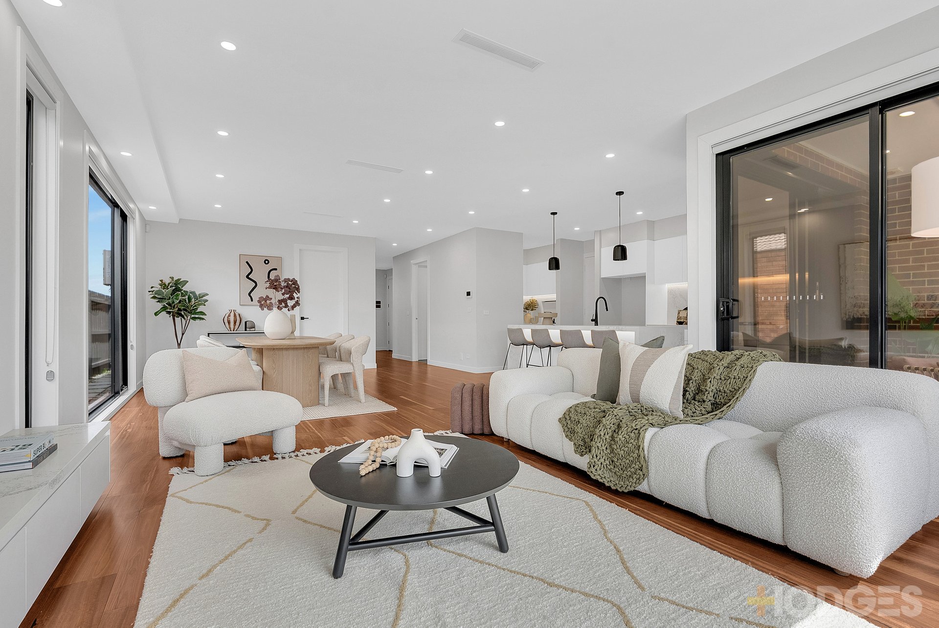 2 / 25 Hawke Street Parkdale