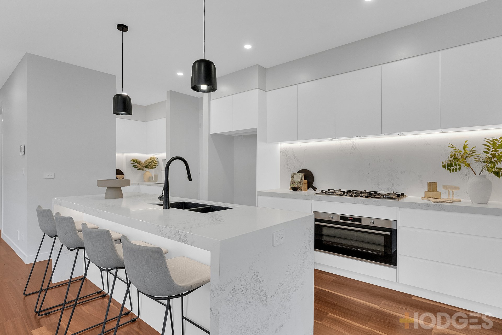 2 / 25 Hawke Street Parkdale