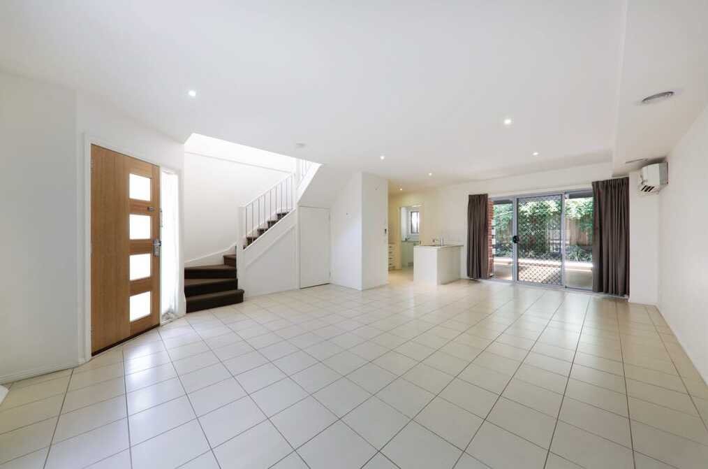 2/25 Maple Street, Bayswater image 4