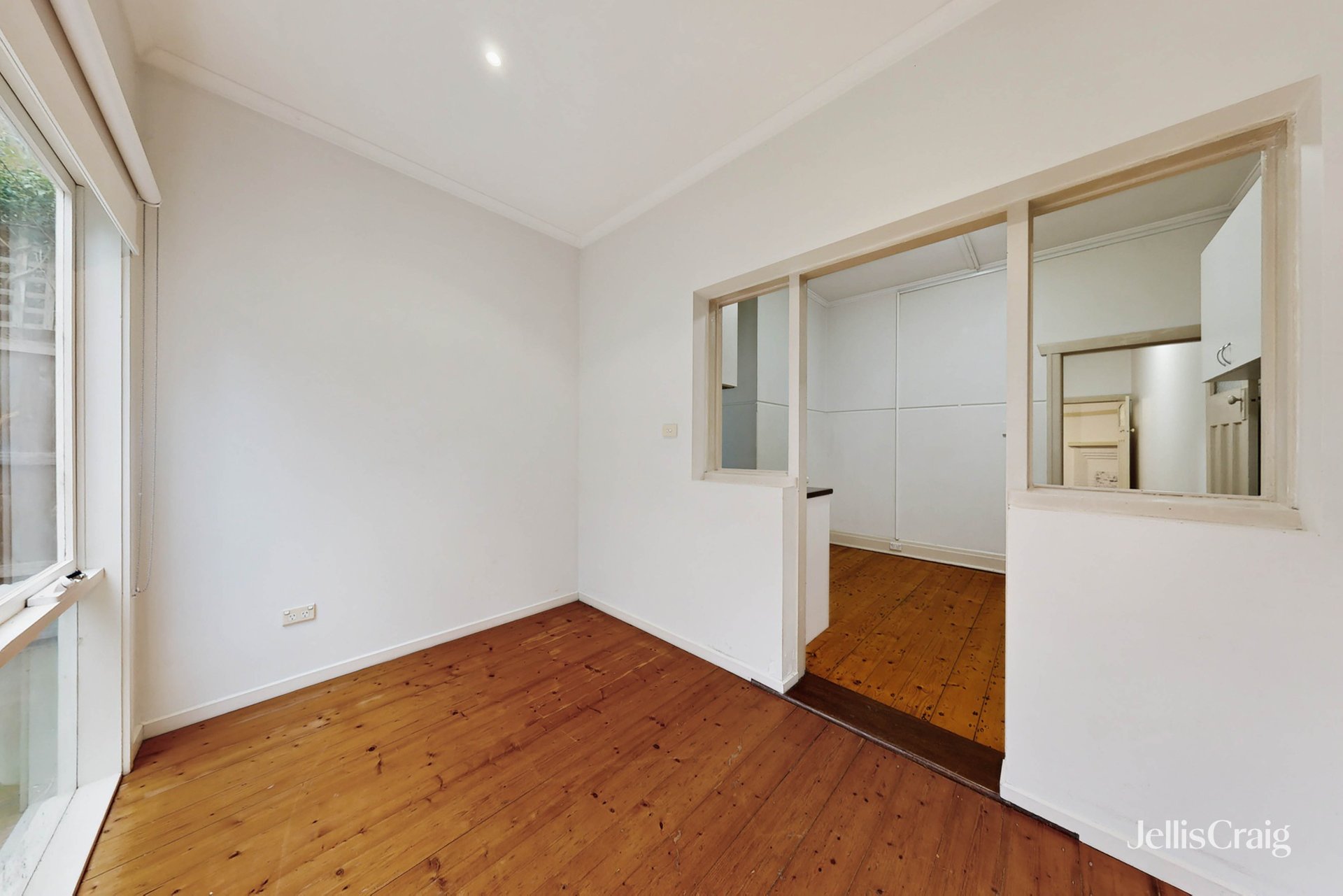 2/25 Mitchell Street, St&nbsp;Kilda image 8