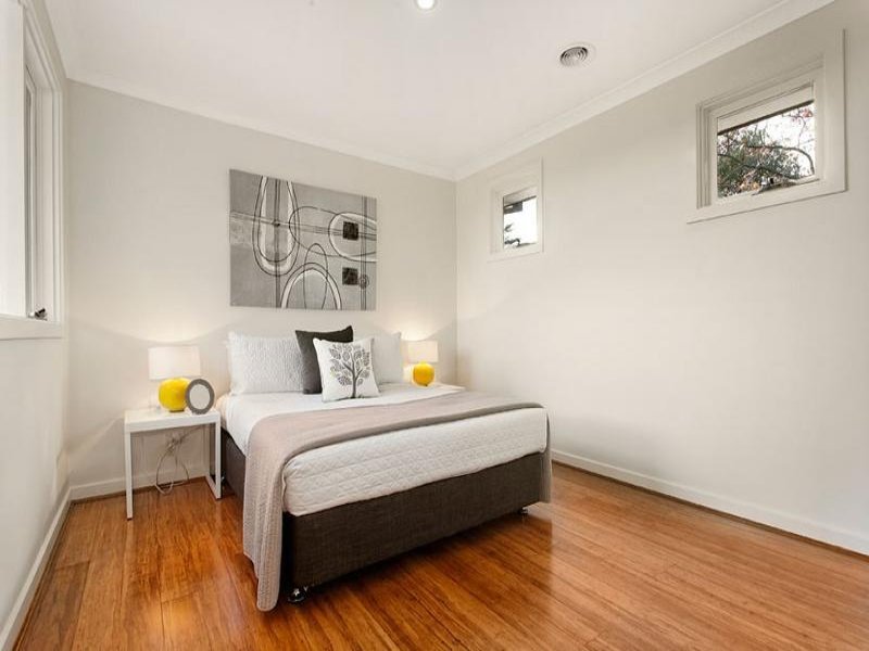 2/25 Newton Street, Surrey Hills image 10
