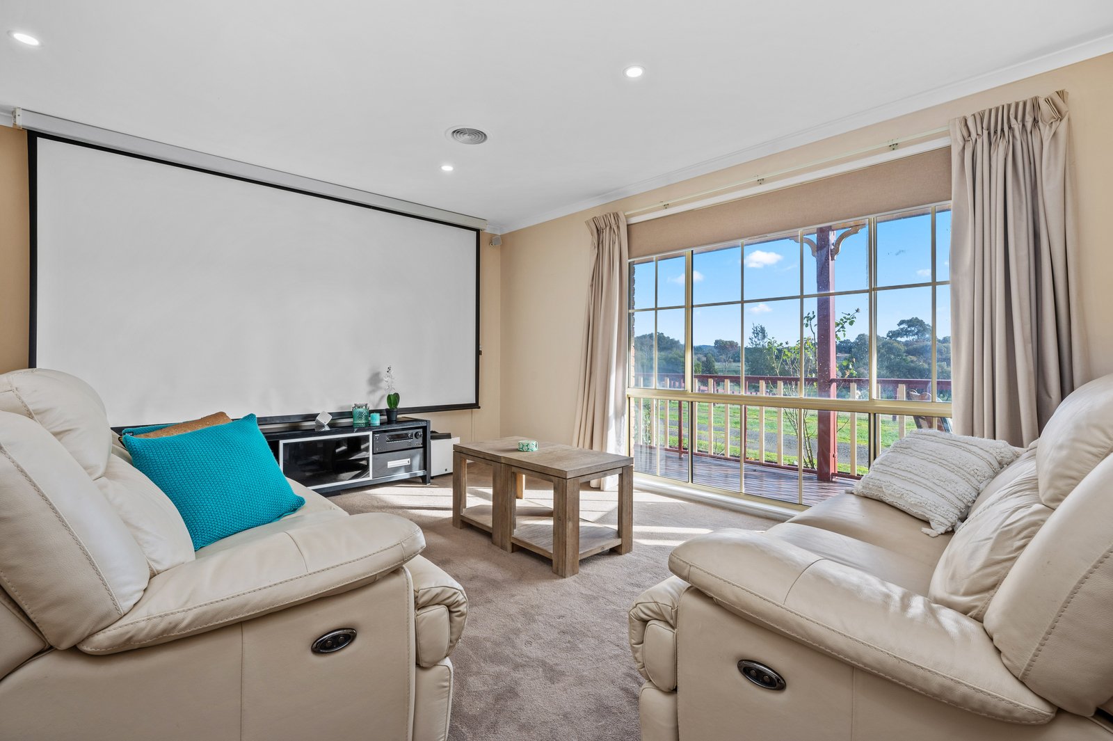 Property Gallery Thumbnail 5