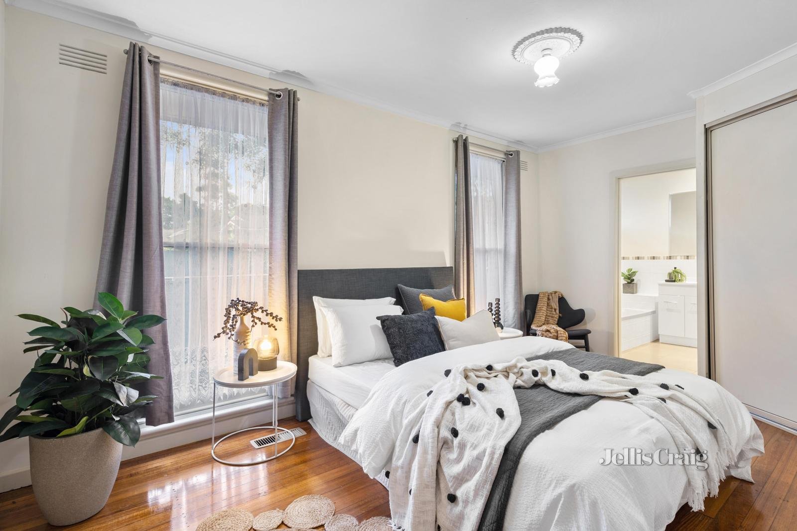 2/25 Ruskin Avenue, Croydon image 10