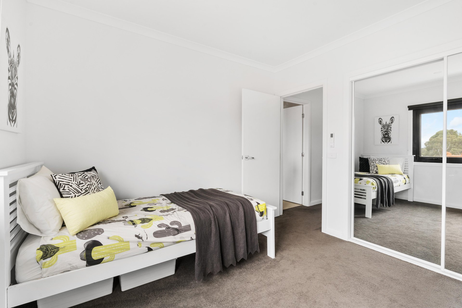 2/25 Strathallan Road, Macleod image 9