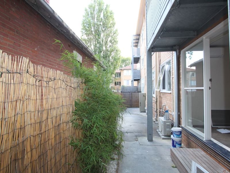 Property Gallery Thumbnail 9