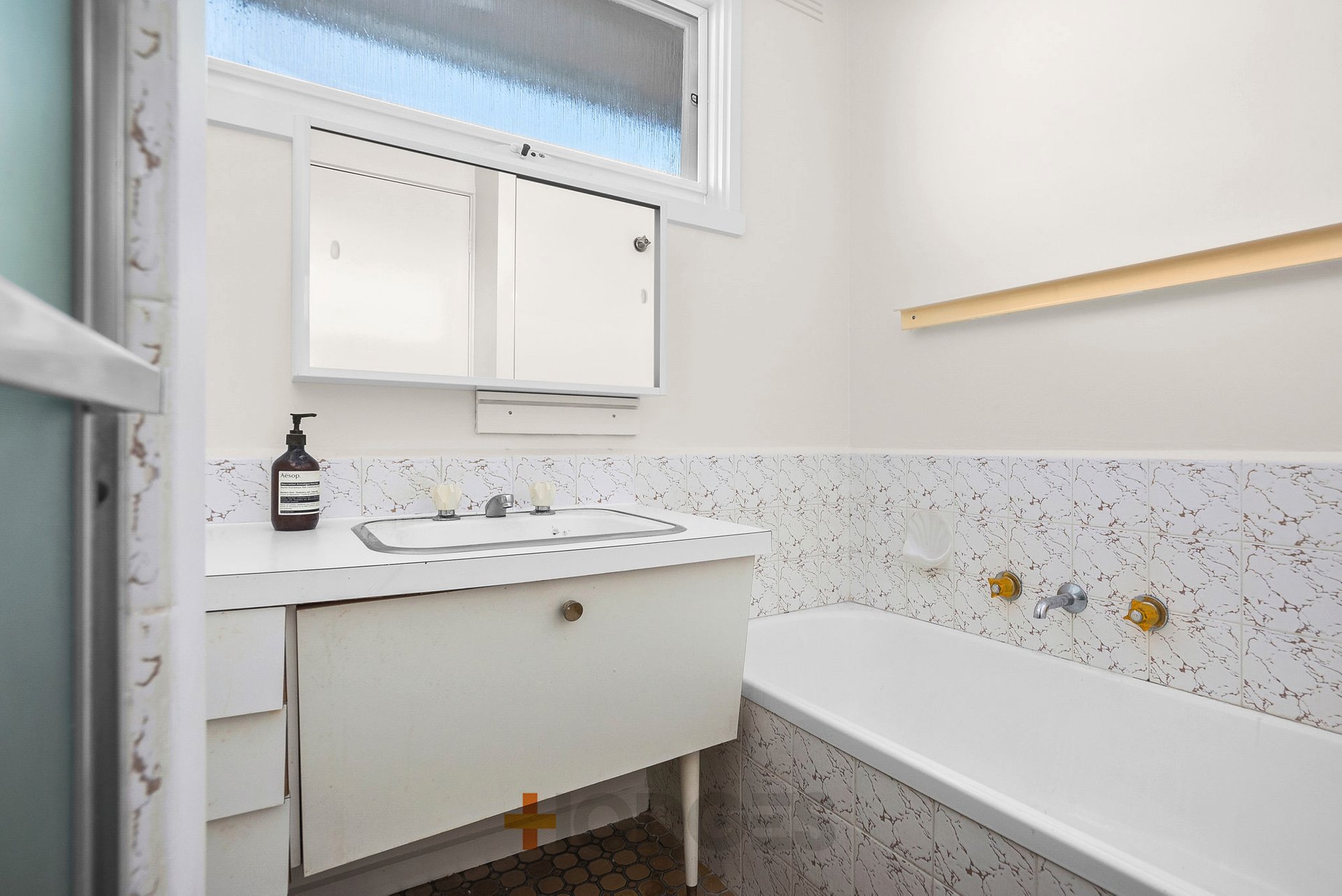 2 / 25 Ti Tree Grove PARKDALE