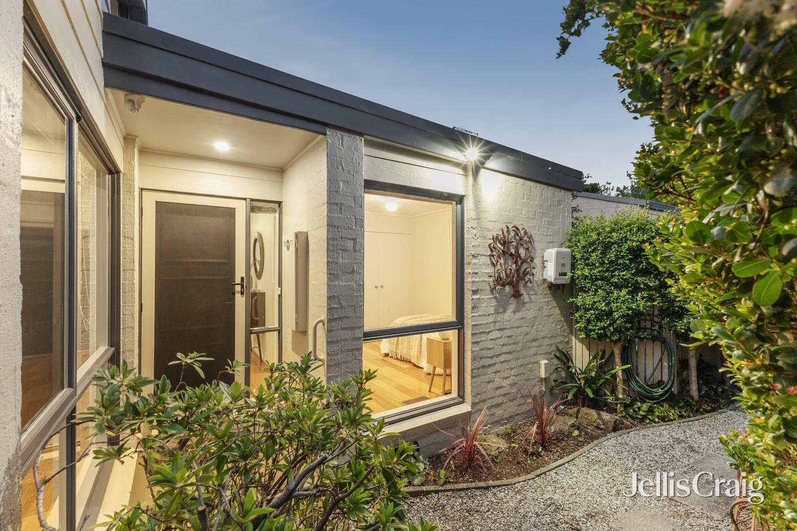 2/25 York Street, Surrey&nbsp;Hills image 8
