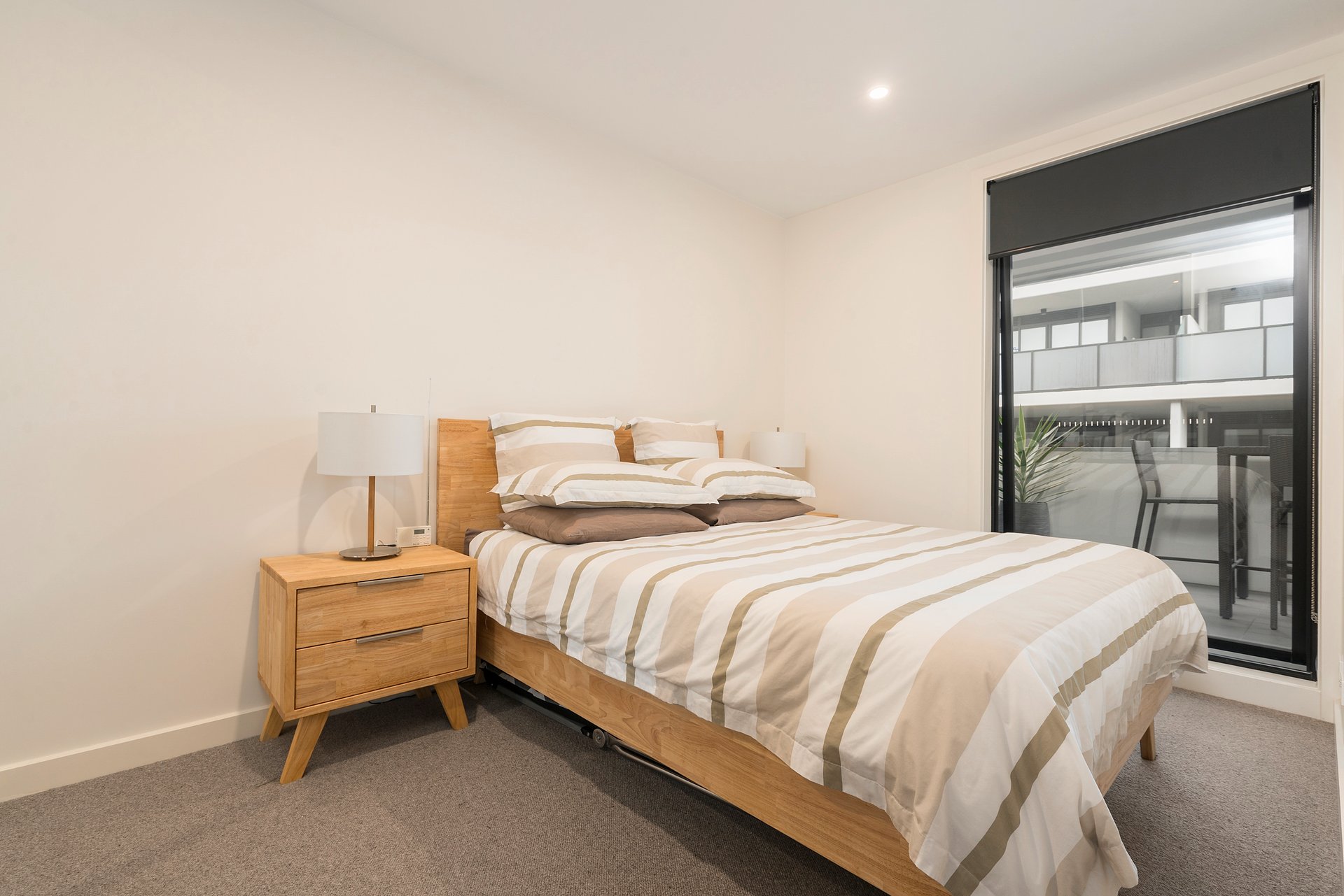 225/218 Bay Road, Sandringham image 4