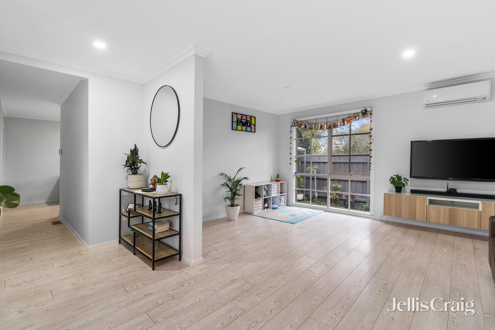 2/258 Canterbury Road, Heathmont image 3