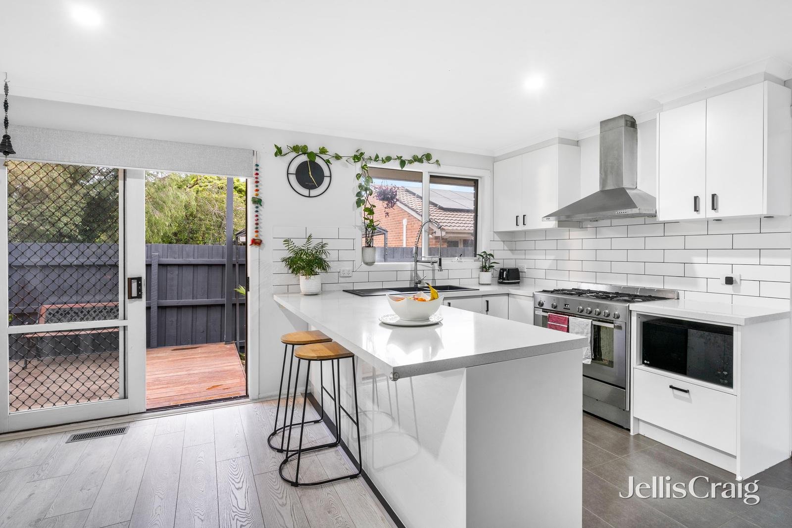 2/258 Canterbury Road, Heathmont image 6