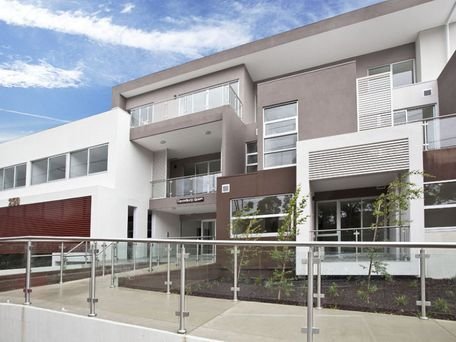 Property Gallery Thumbnail 6